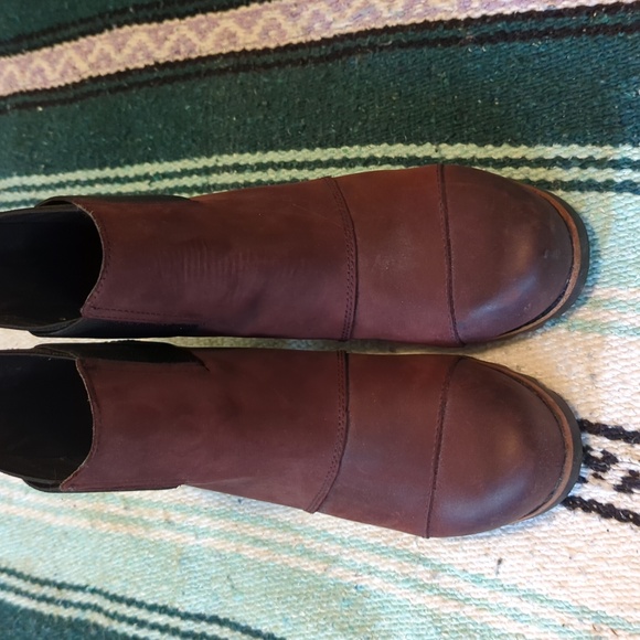 Sorel Addington Chelsea Boot - Picture 8 of 11
